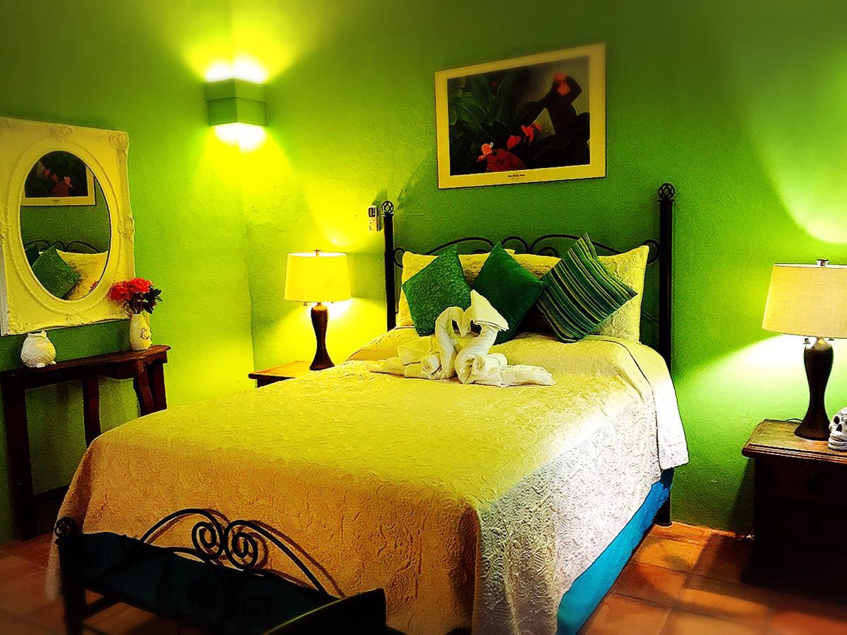 Casa Catrina&Diego Hotel Merida Room photo